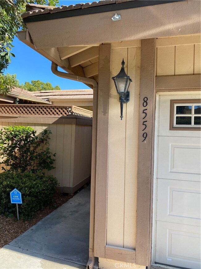 8559 Circle r Valley Ln, Escondido, CA 92026 - photo 4