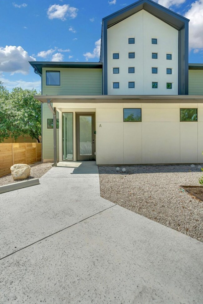 5612 Clay Ave unit A, Austin, TX 78756 - photo 2