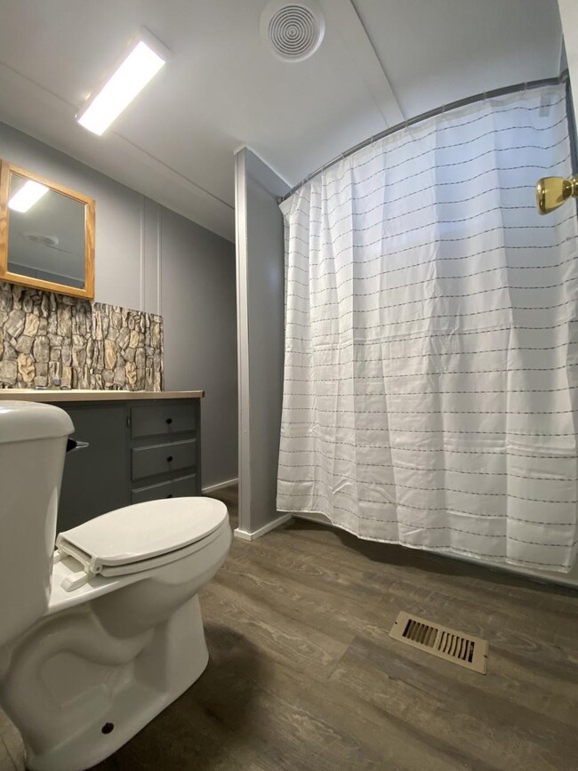 596 S Barre Rd unit 20, Barre, VT 05641 - photo 5