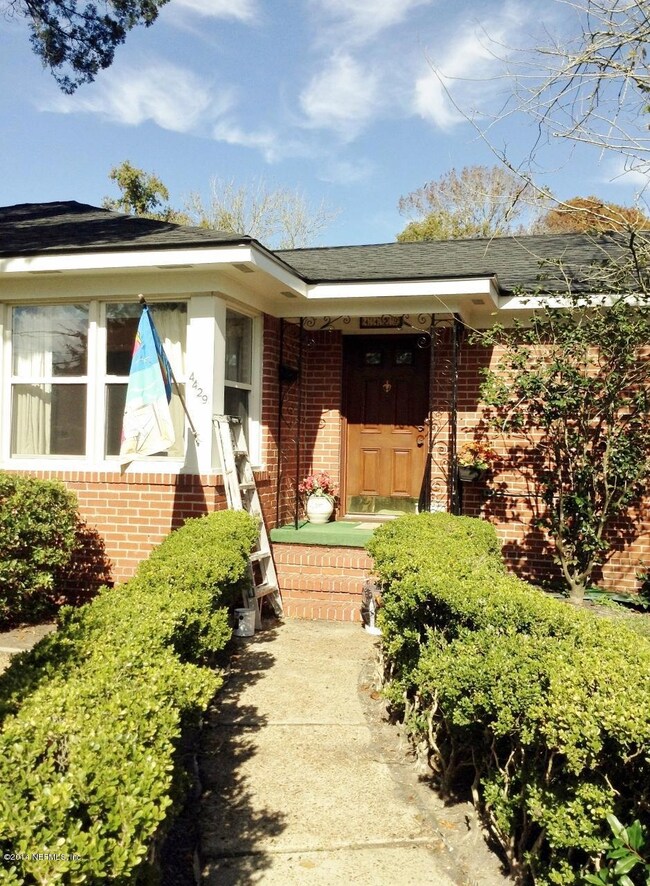 4429 Birkenhead Rd, Jacksonville, FL 32210 - photo 5