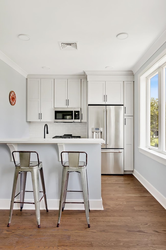 3316 Kennedy Blvd unit 402, Jc, Heights, NJ 07307 - photo 2