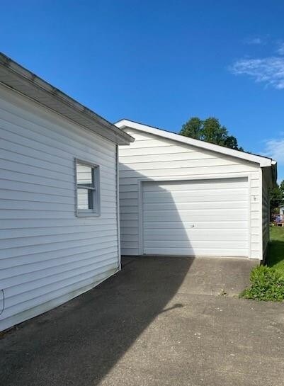 314 Seminary Ave, Augusta, KY 41002 - photo 2