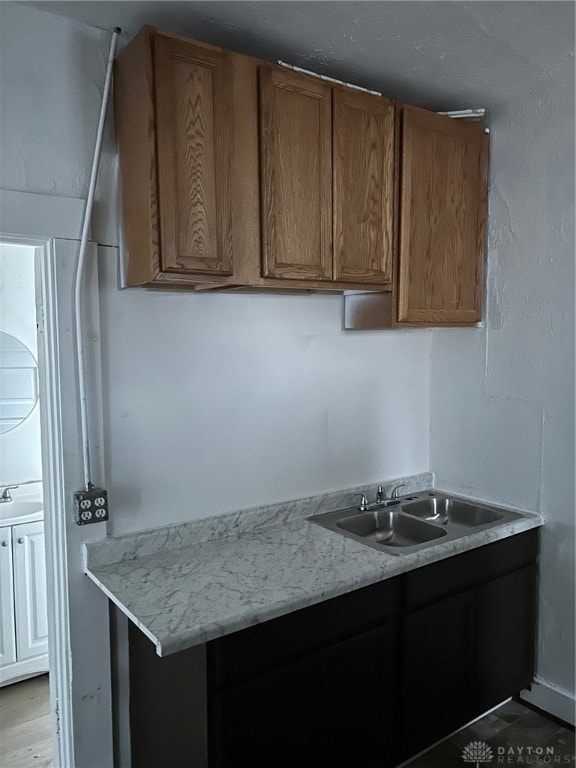 438 Clover St unit 2, Dayton, OH 45410 - photo 4