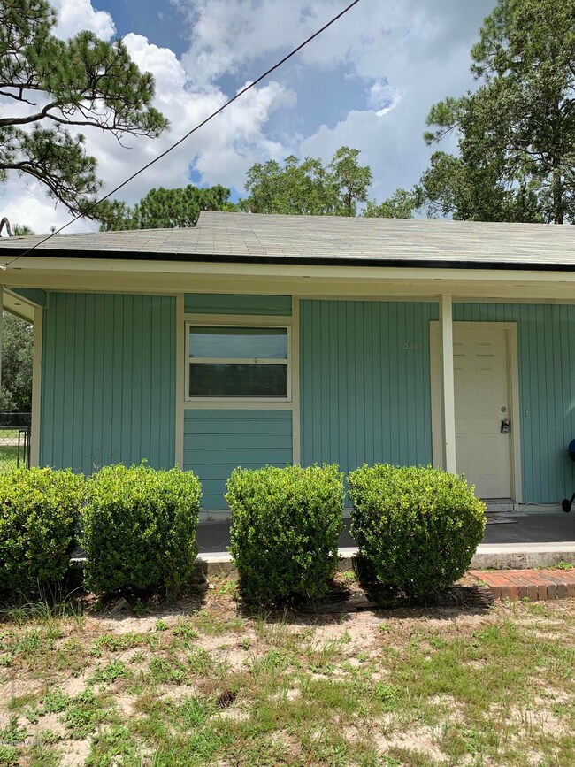 5863 105th St, Jacksonville, FL 32244 - photo 6