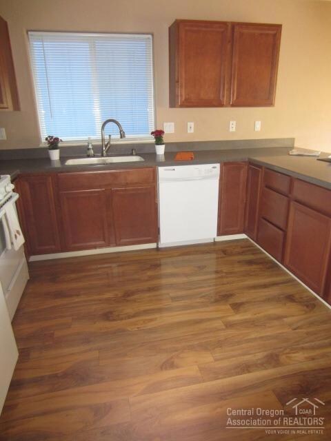 448 NE Alpenview Ln, Bend, OR 97701 - photo 7