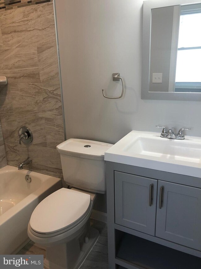 6323 Patterson St, Riverdale, MD 20737 - photo 5