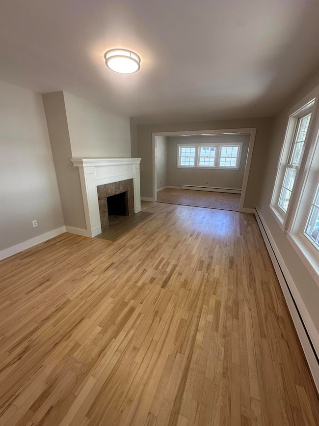 6F132F3D-08F0-4EBC-A525-7C0014B3030D