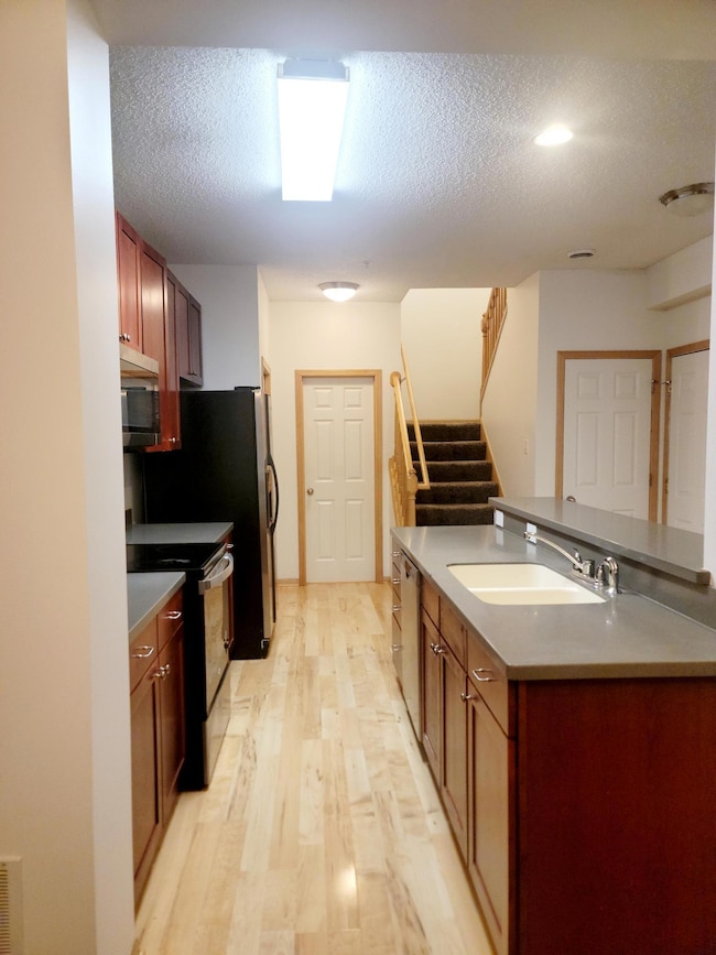 3049 Chamberlain St unit 4, Maplewood, MN 55109 - photo 5