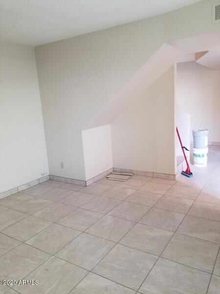 1712 E Pepper Cir unit 2, Mesa, AZ 85203 - photo 4