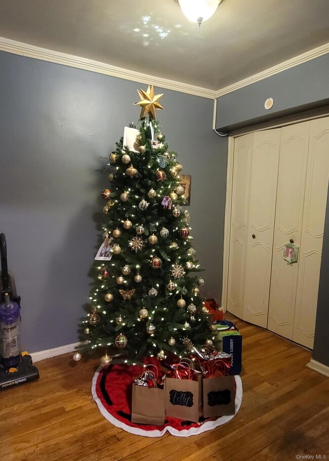 Kings Village unit 7L, Brooklyn, NY 11234 - photo 5