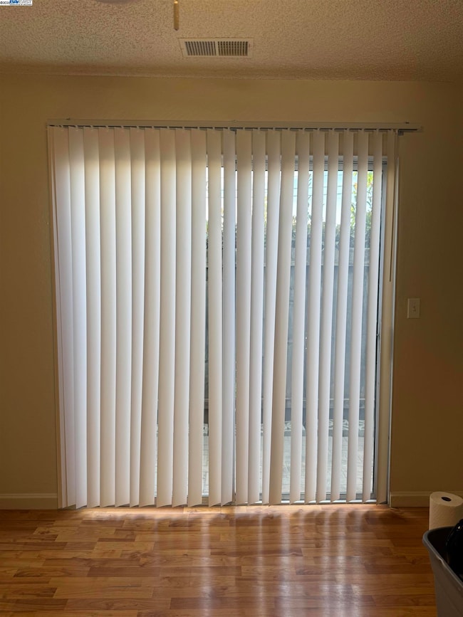 2389 3rd St, Livermore, CA 94550 - photo 5