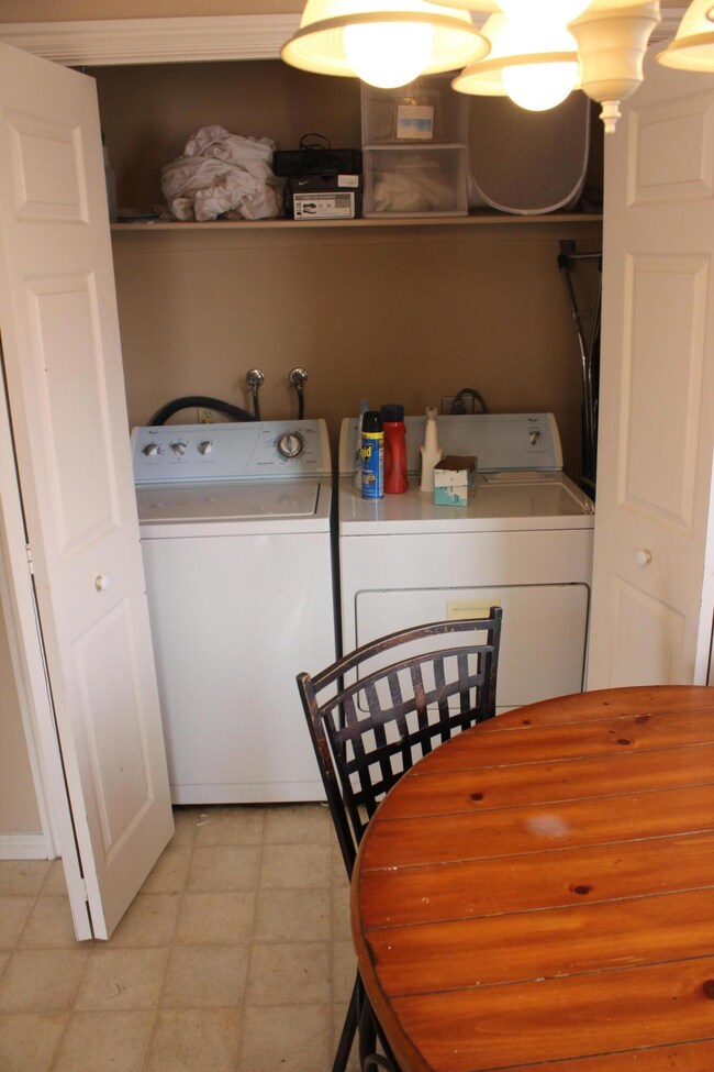 134 S 100 W unit 5, Saint George, UT 84770 - photo 7