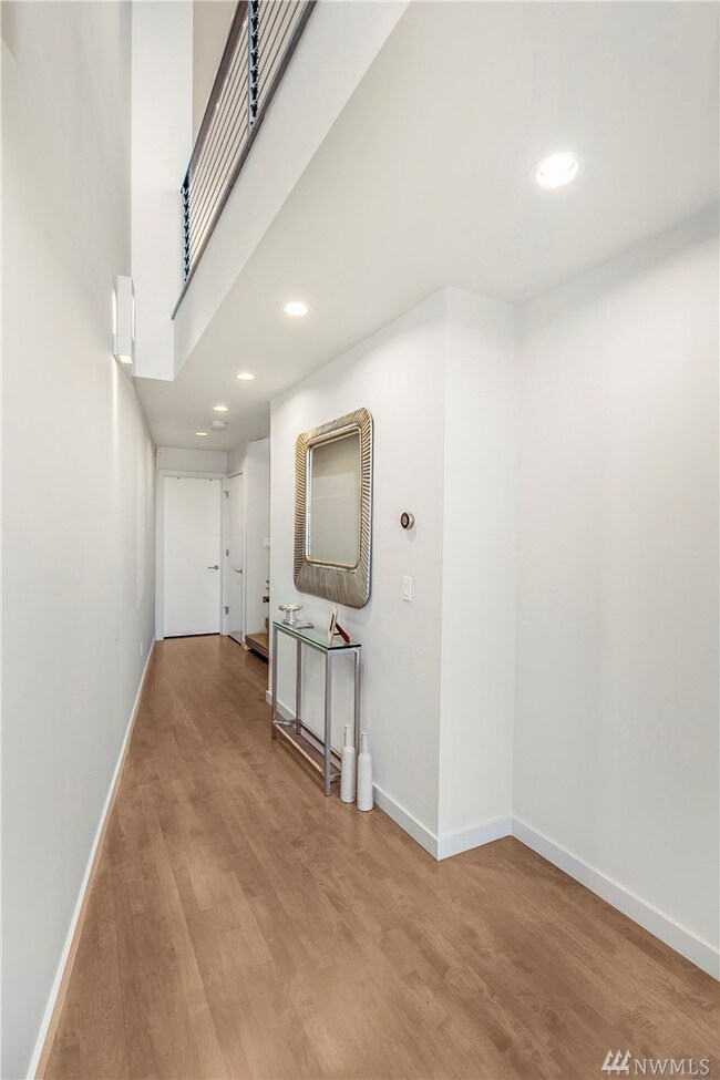 2139 Waverly Place N, Seattle, WA 98109 - photo 6