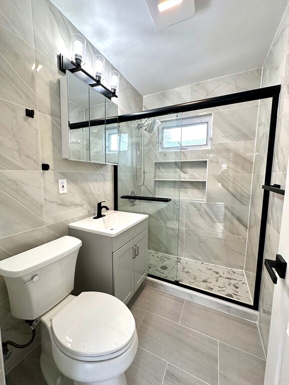 78 Golden Ave unit 2, Medford, MA 02155 - photo 3