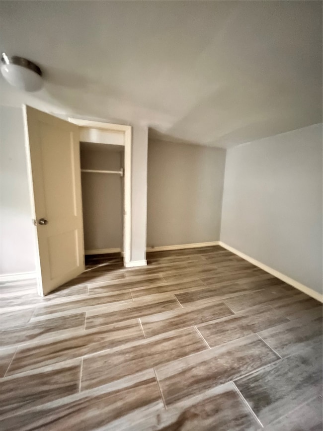 911 Byrne St unit 8, Houston, TX 77009 - photo 6