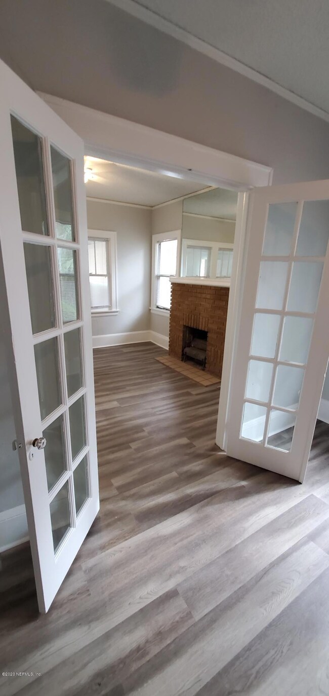 1218 Challen Ave, Jacksonville, FL 32205 - photo 5