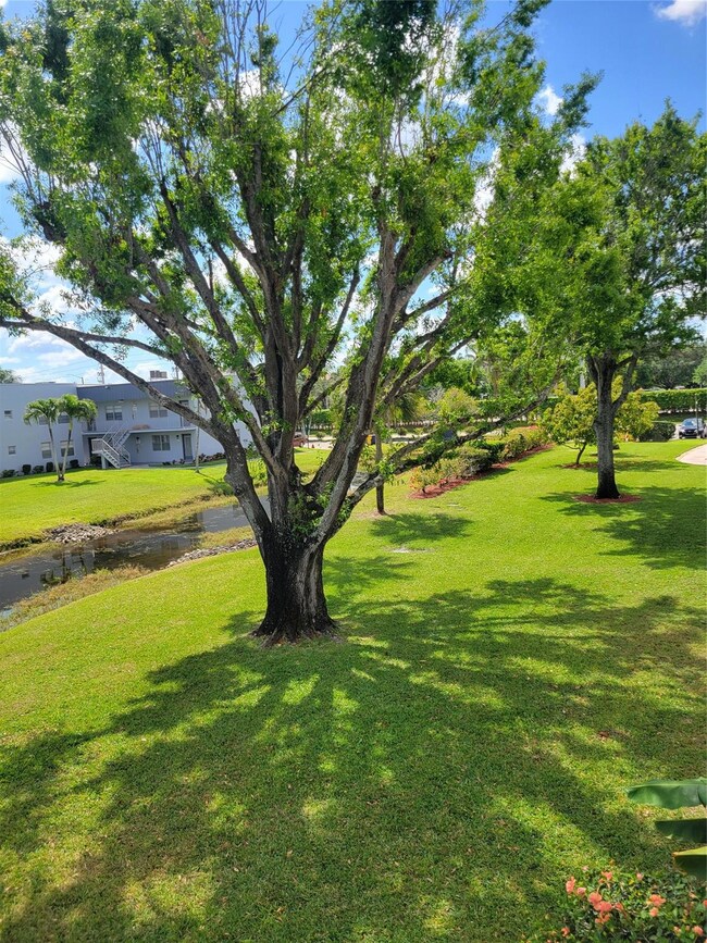 480 Capri J unit 480, Delray Beach, FL 33484 - photo 6