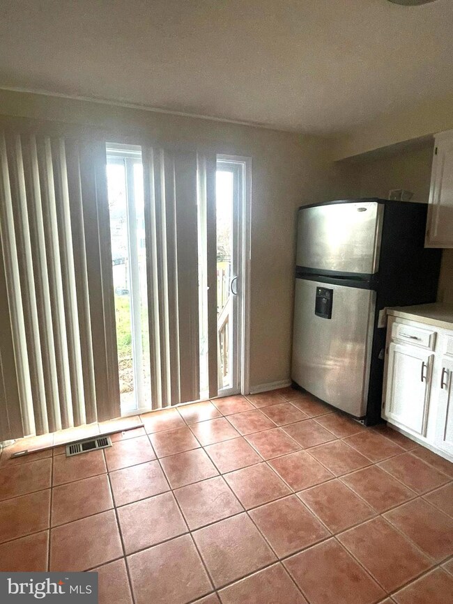 2023 Cedar Barn Way, Windsor Mill, MD 21244 - photo 6