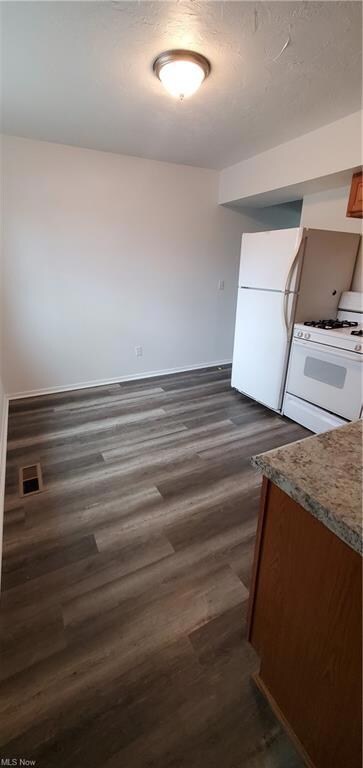 1967 E 42nd St, Lorain, OH 44055 - photo 5