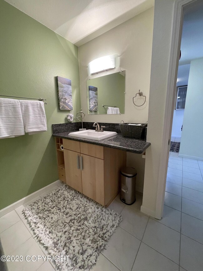 Bathroom Sink 1327