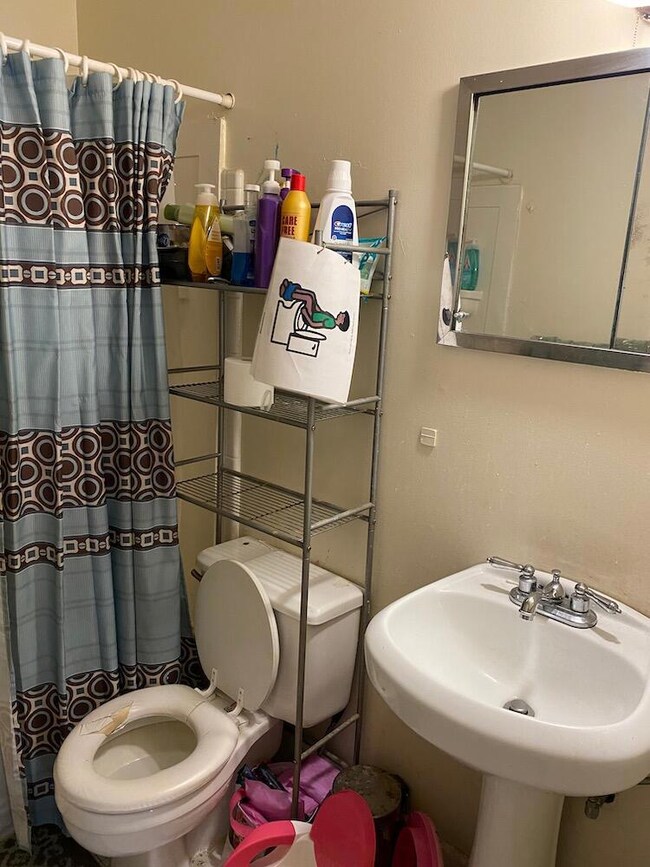 Bathroom (2802)