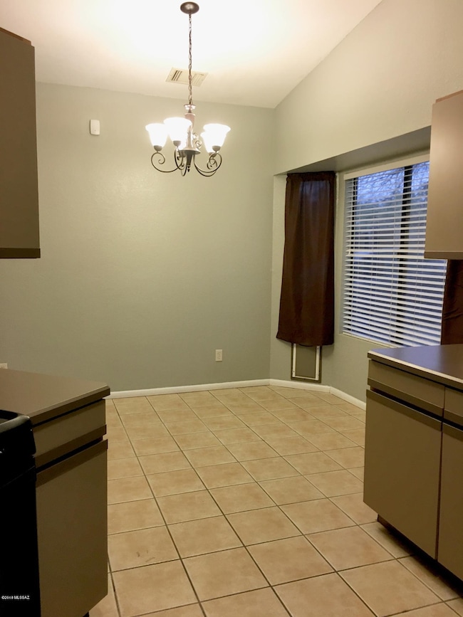 2511 W Fanbrook Rd, Tucson, AZ 85741 - photo 6