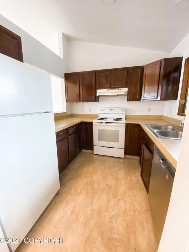 7751 Mayfair Dr unit 3, Anchorage, AK 99502 - photo 4