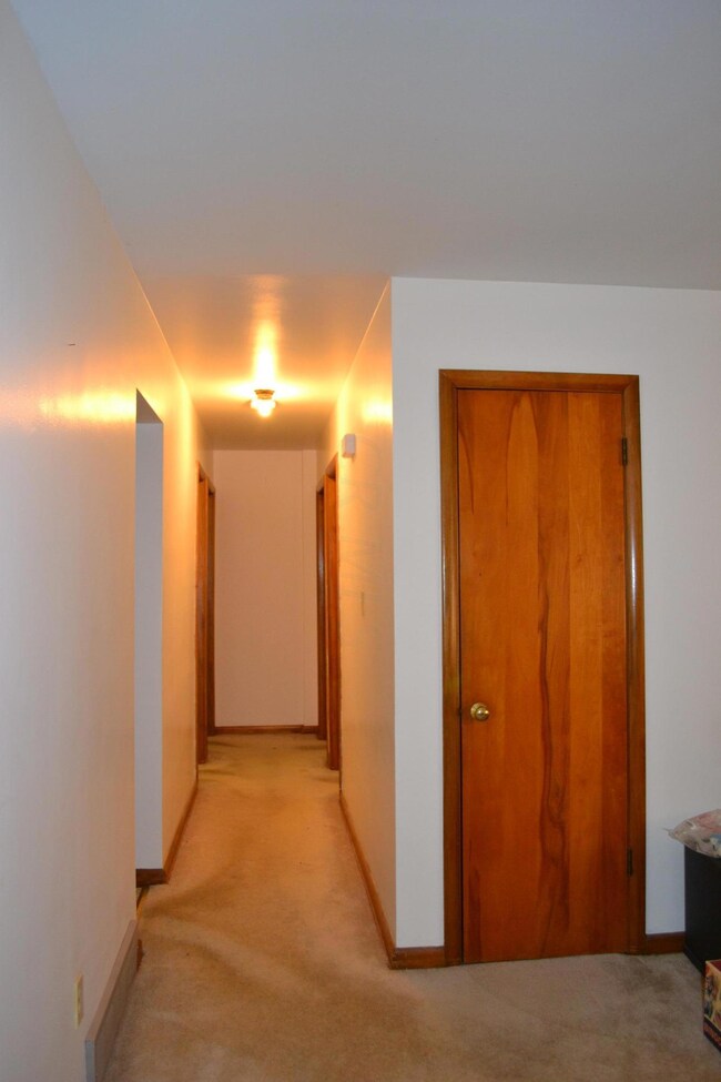 486 S Waverly St, Columbus, OH 43213 - photo 5