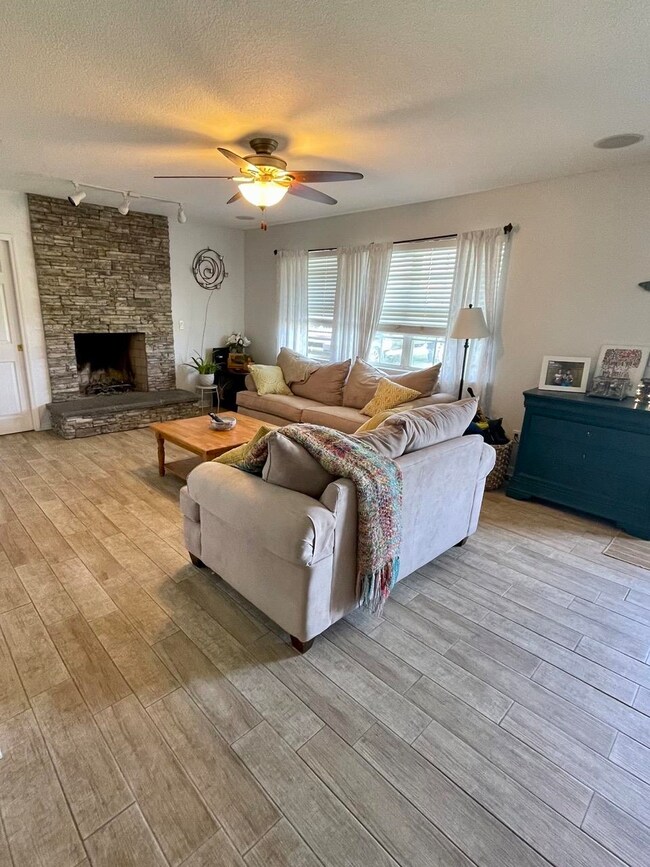 Wood burning fireplace works!