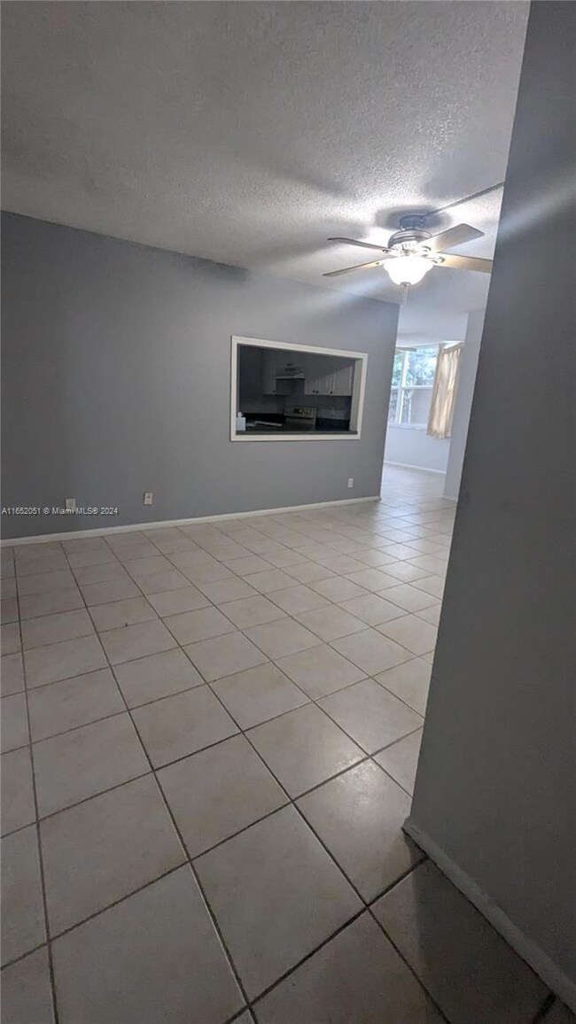 Live Oak Place unit 208, Davie, FL 33324 - photo 2