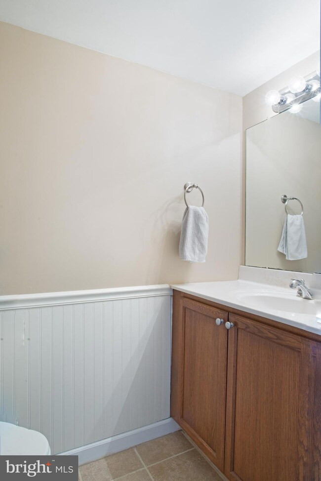 3208 Ruby Dr, Wilmington, DE 19810 - photo 4