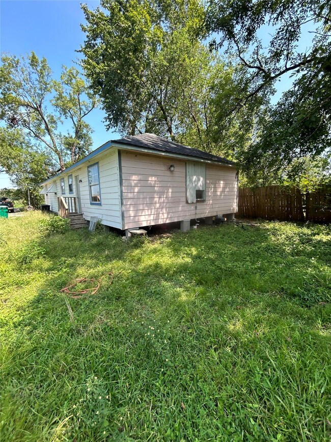 4026 Wiley Rd, Houston, TX 77093 - photo 6