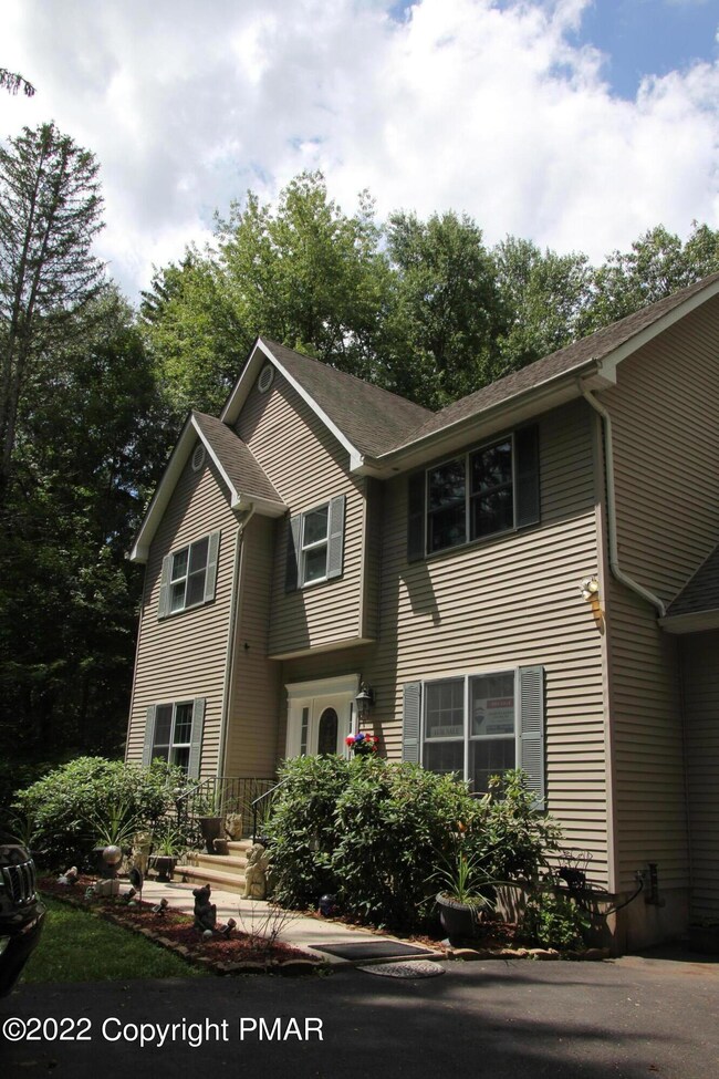 208 Trilland Terrace, East Stroudsburg, PA 18301 - photo 2