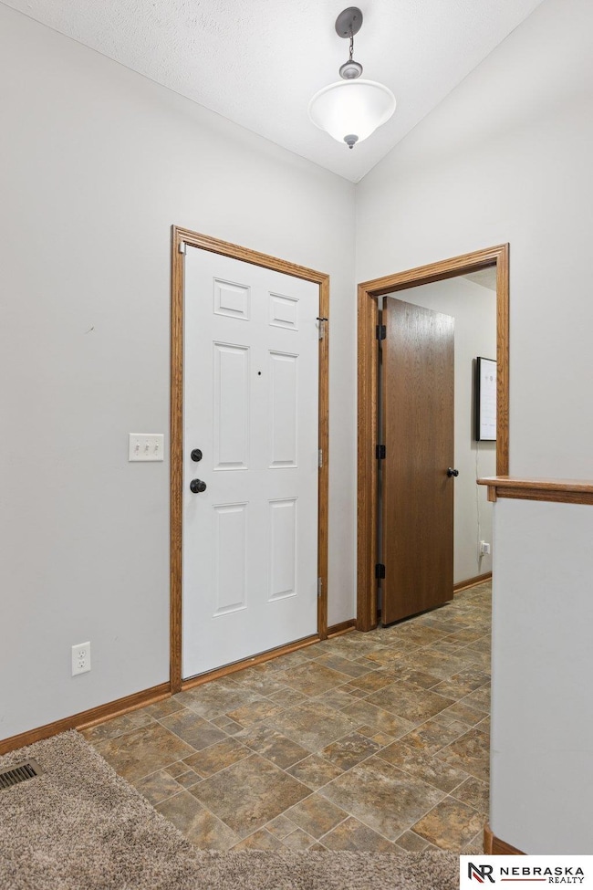 7020 N 13th St, Lincoln, NE 68521 - photo 6