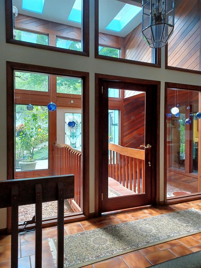 902 Handlebar Rd, Mishawaka, IN 46544 - photo 5