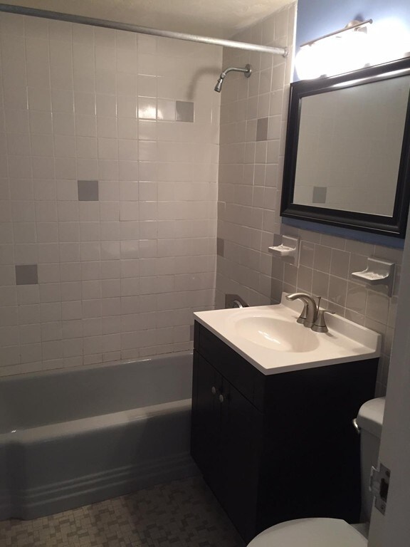 1105 Lexington St unit 104, Waltham, MA 02452 - photo 6