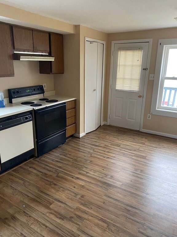 136 Orton Street Extension unit 136, Worcester, MA 01604 - photo 2