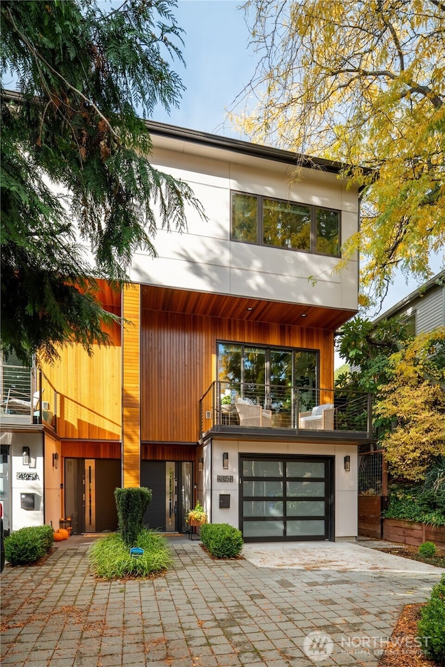 4815 Evanston Ave N unit B, Seattle, WA 98103 - photo 4