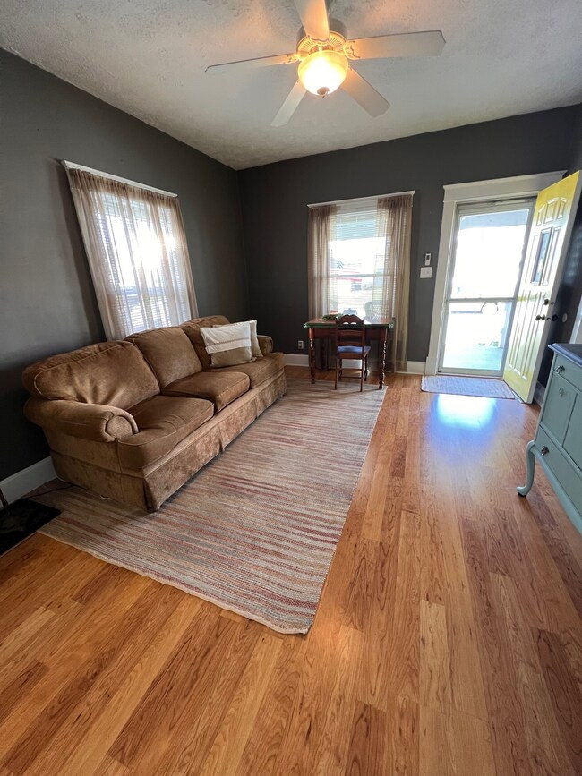 87 S 8th Ave, Beech Grove, IN 46107 - photo 5