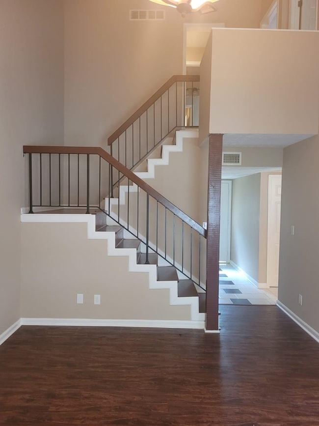 8568 Creekwood Way, Jonesboro, GA 30238 - photo 4