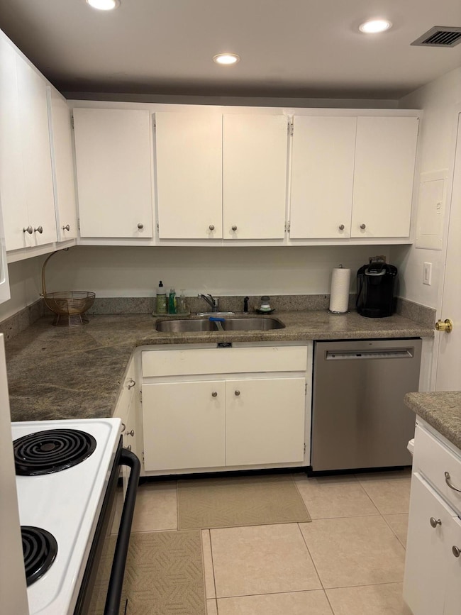 Portofino North unit 101, West Palm Beach, FL 33407 - photo 6