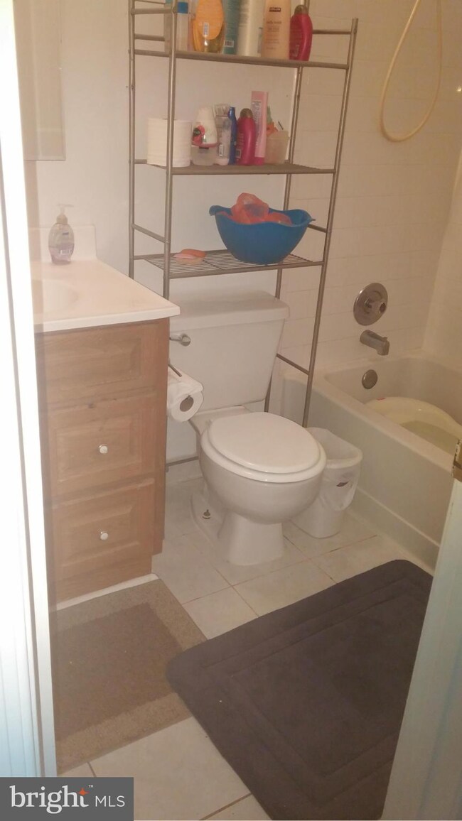 4143 Pleasant Meadow Ct unit 94B, Chantilly, VA 20151 - photo 4