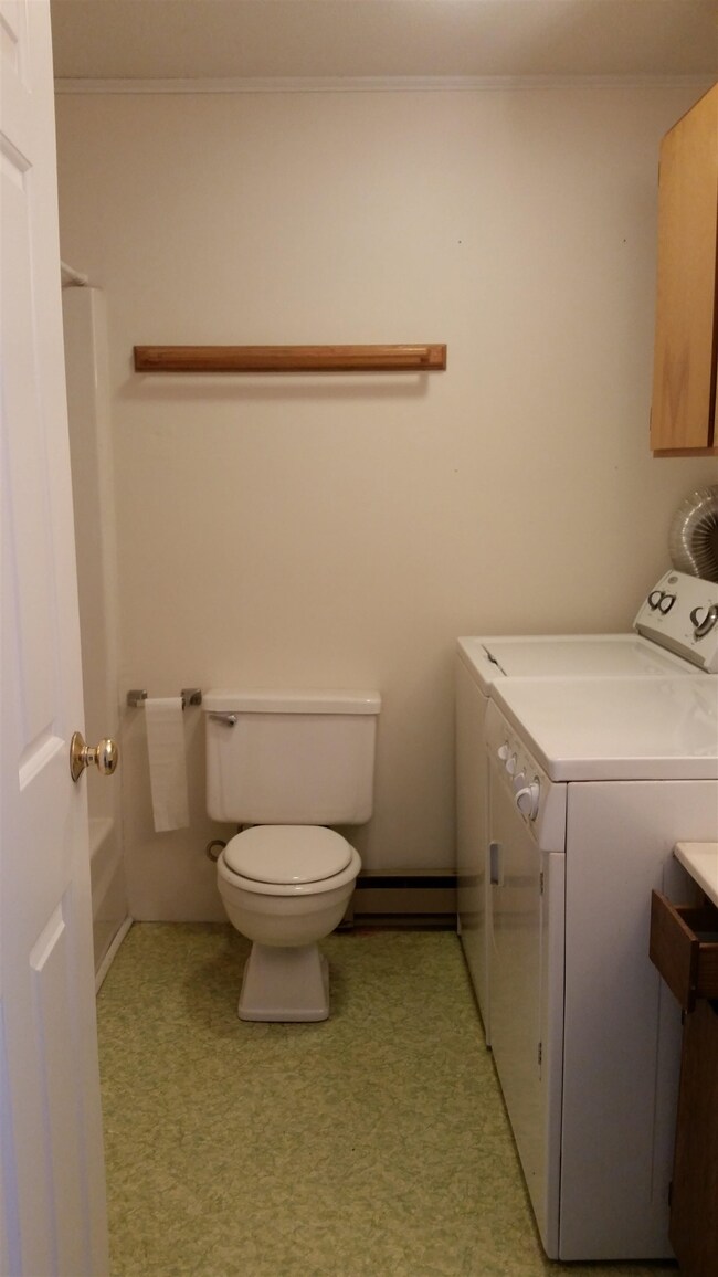 204 Mechanic St unit 12, Lebanon, NH 03766 - photo 6