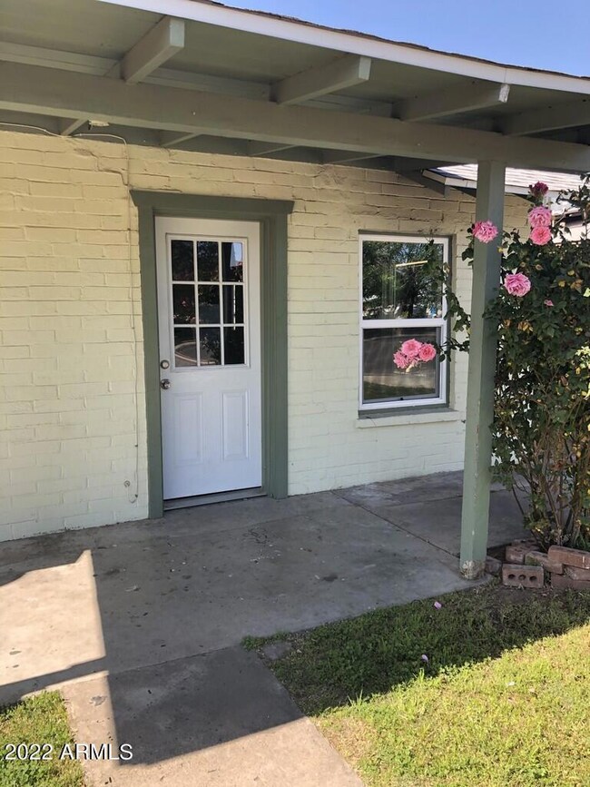 2545 E Culver St unit BKHS, Phoenix, AZ 85008 - photo 2