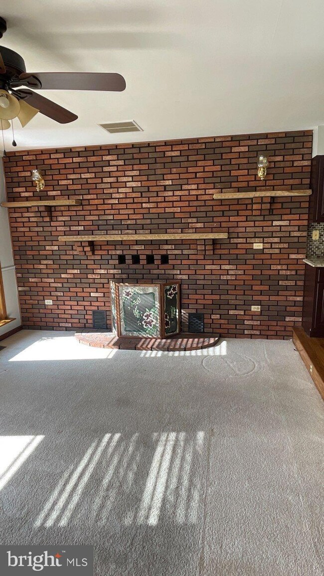 8474 Leishear Rd unit A, Laurel, MD 20723 - photo 6