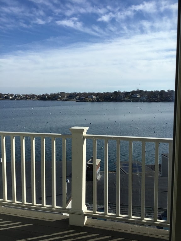 4 Gregory St unit 3, Marblehead, MA 01945 - photo 2