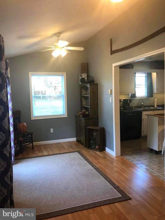 541 Staufer Ct, Mount Joy, PA 17552 - photo 7