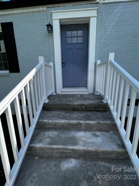 326 Westwood Dr, Statesville, NC 28677 - photo 2