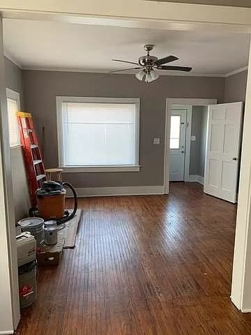 325 N 7th St, Dekalb, IL 60115 - photo 5