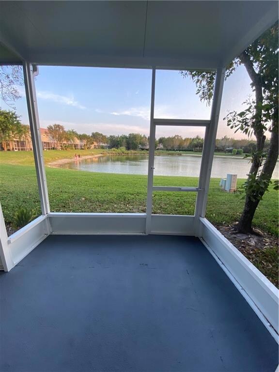 Newly screened clean patio facing picturesque lake